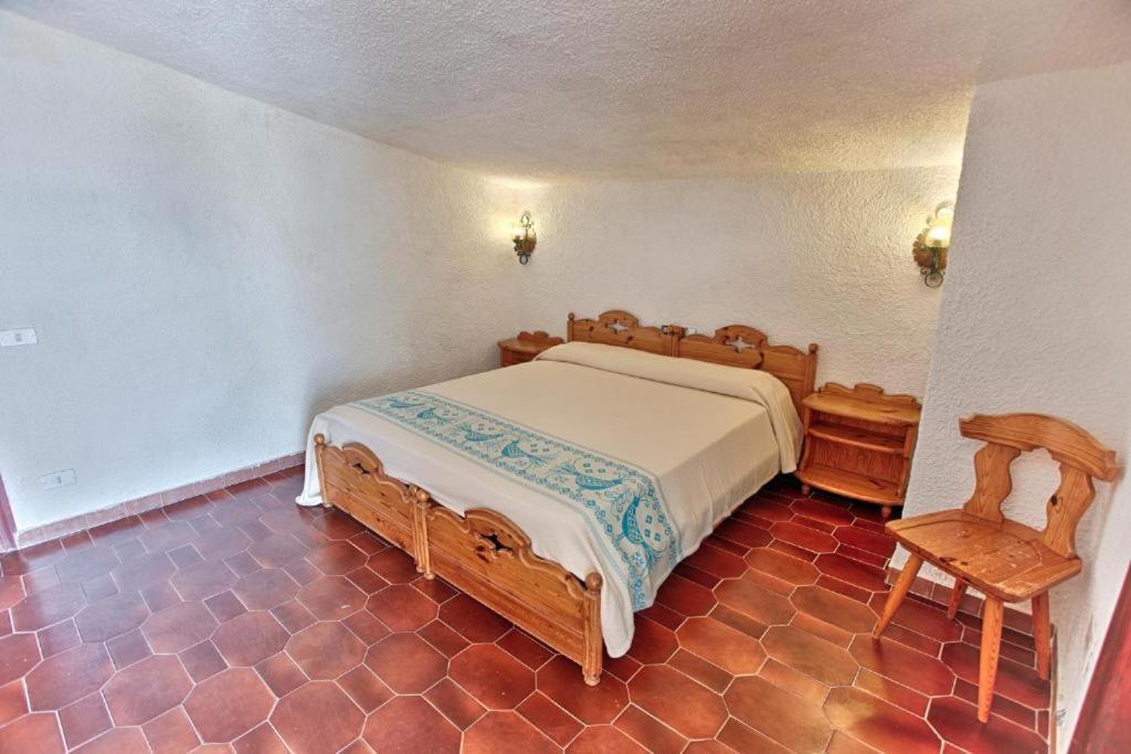 Hotel Al Faro Spiaggia La Cinta Santeodoro San Teodoro  Exteriér fotografie